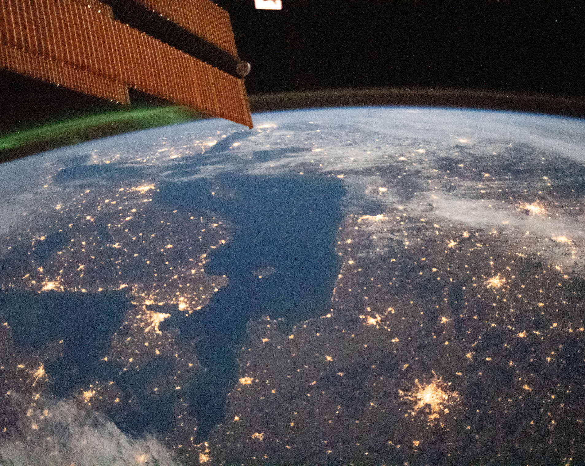 Power Struggle: The Race to Reinvent the Grid